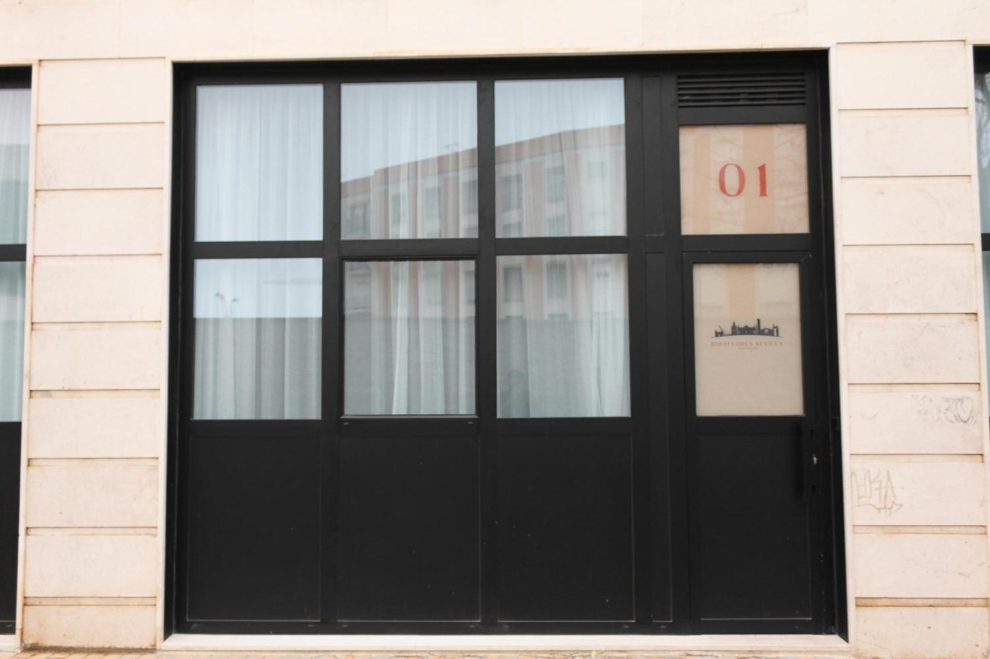 Monkeys Apartments Miraflores Seville Exterior photo