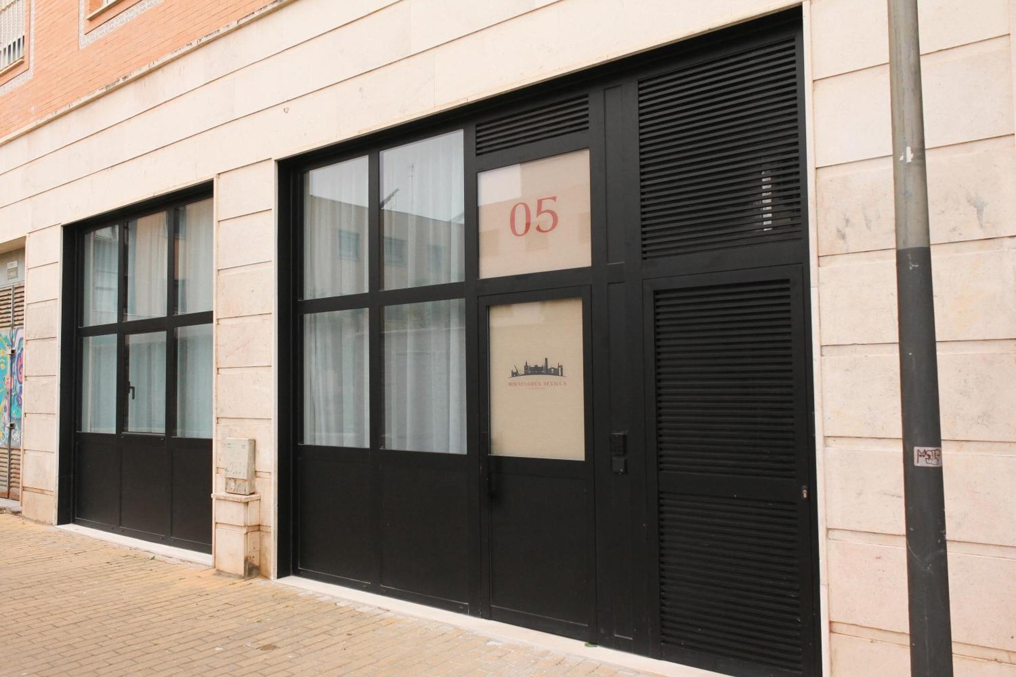 Monkeys Apartments Miraflores Seville Exterior photo